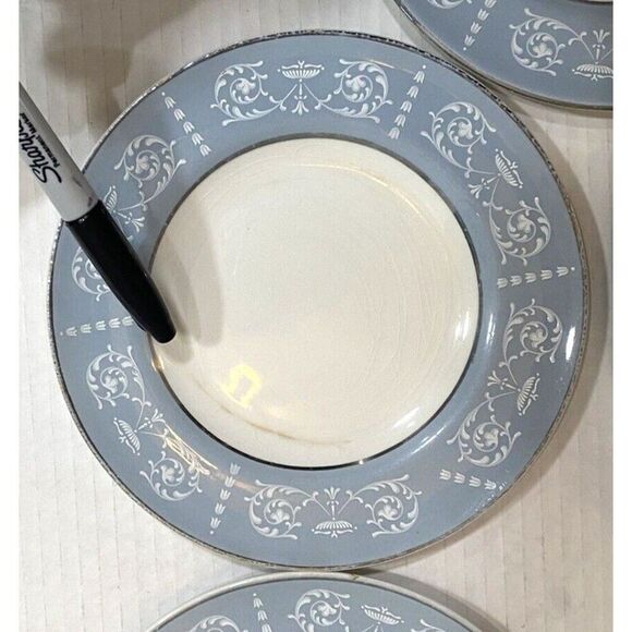 Arklow Belvedere Salad Plate Arkbel White scrolls Urns on blue/gray READ VTG - Picture 4 of 13